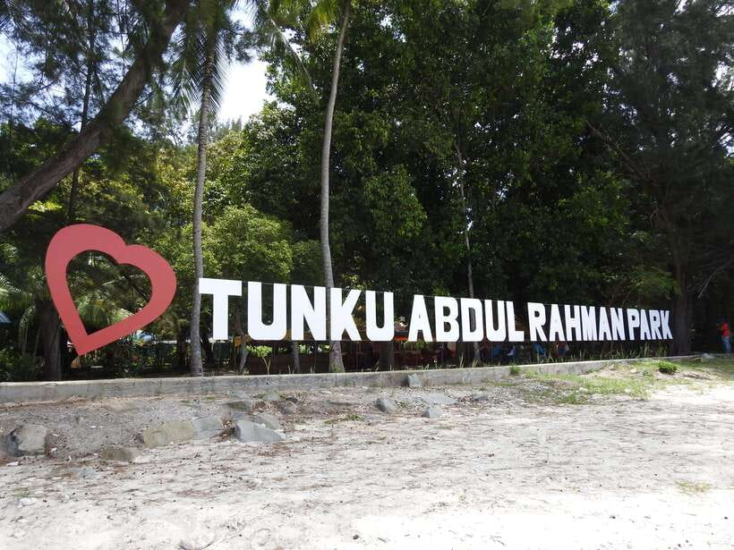 Kota Kinabalu: Island Hopping with Snorkeling & Meal - Manukan Island gives you the longest beach break