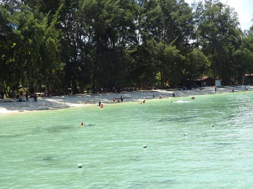 Kota Kinabalu: Island Hopping with Snorkeling & Meal - What the $63 price really covers