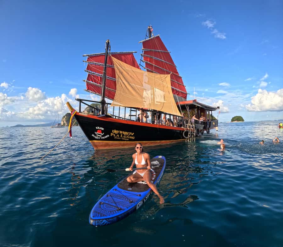 Krabi: 4-Island Sunset Snorkeling Tour & Bioluminescent Swim - Ko Ya Wa Sam: an easy start in the water