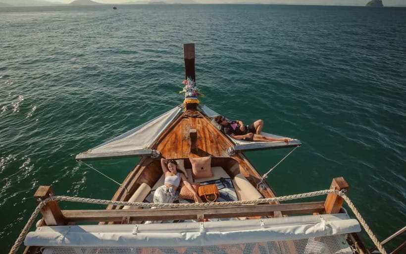 Krabi: 7 Island Tour by Luxury Longtail Boat with Snorkeling - Passing Railay’s limestone cliffs