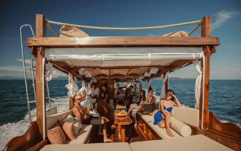 Krabi: 7 Island Tour by Luxury Longtail Boat with Snorkeling - Koh Mor and Puya Bay from the water