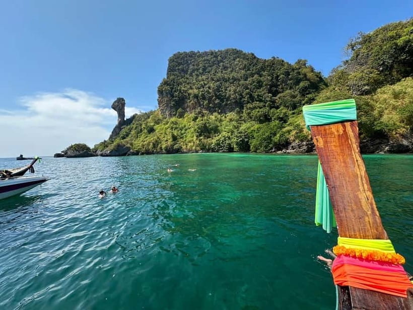 Krabi: 7 Islands Sunset by Longtail Boat with Snorkeling - Yawasam Island: your first snorkeling stop