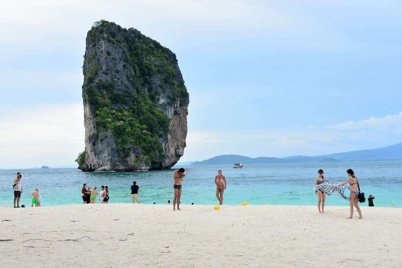 Krabi: 7 Islands Sunset Tour with Buffet Dinner & Snorkeling - Koh Poda sunset and buffet dinner