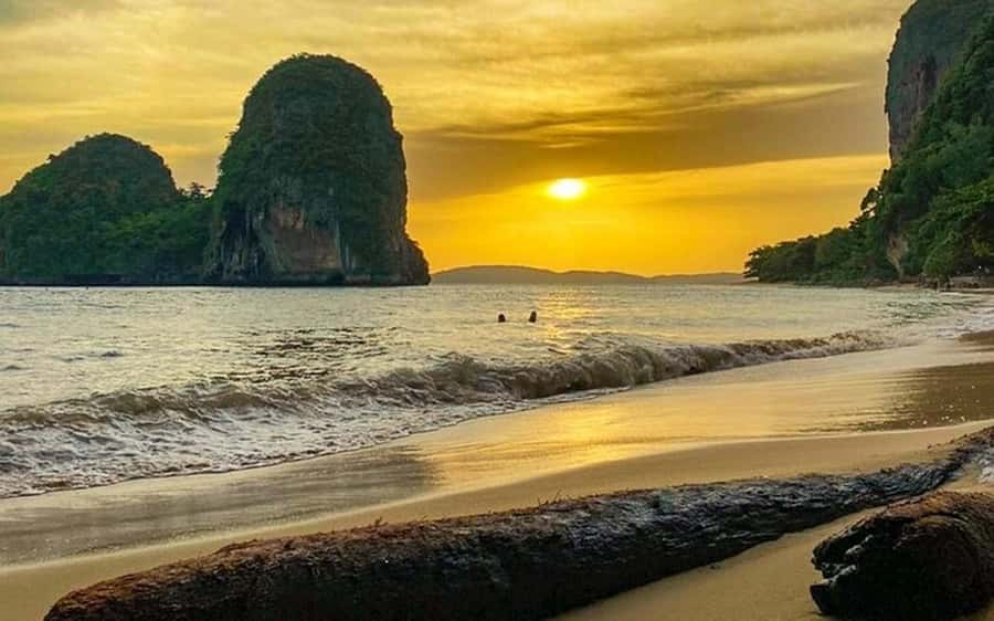 Krabi: Bioluminescent Plankton, Snorkeling & Sunset Tour - The second snorkeling stop near Ao Nang
