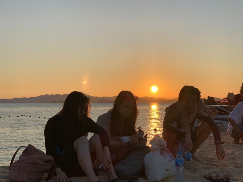 Krabi: Hong Island Sunset Tour w/ Beach Dinner+Night Snorkel - The 360° Hong Island viewpoint