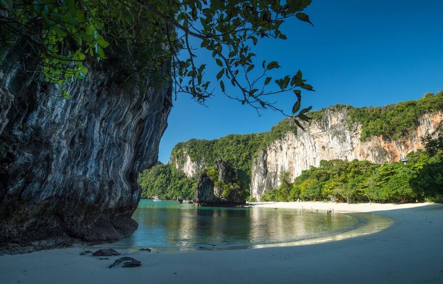 Krabi: Hong Islands Snorkeling with Lunch by Longtail Boat - Key points to know before booking