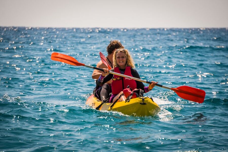 La Herradura: Cerro Gordo Natural Park Kayak & Snorkel Tour - Starting at La Herradura beach