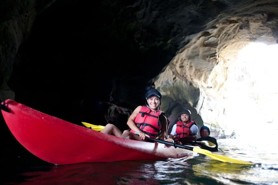 La Jolla: 2.5-Hour Kayak and Snorkel Tour - From Avenida De La Playa to the launch