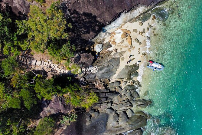 Lady Enid Sailing to Hook Island Cultural Site & Snorkelling - Nara Inlet and the Ngaro Cultural Site