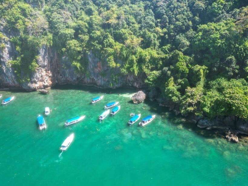 Langkawi: Dangli Island Snorkel and Swim Speedboat Tour - Pantai Pasir Panjang gives you a slower second stop