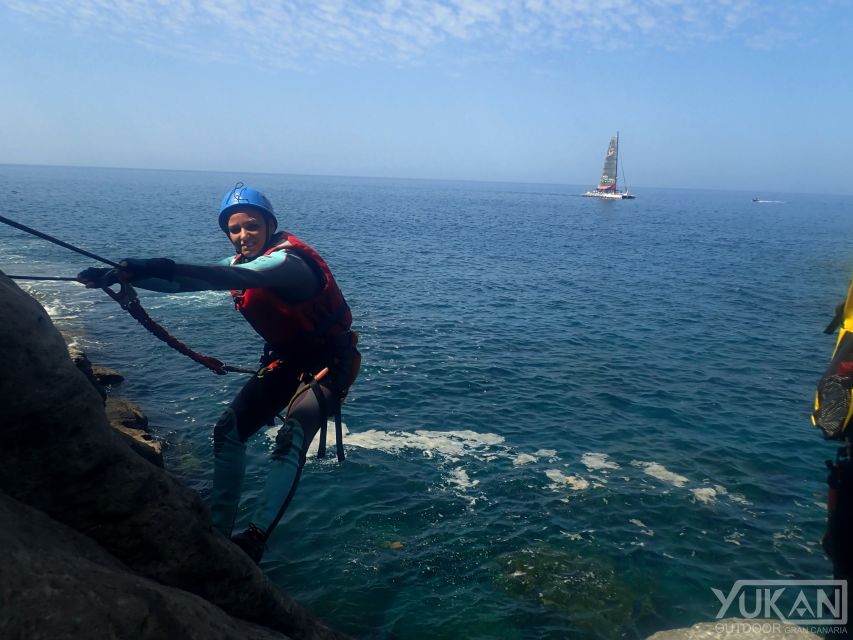 Las Palmas: Coastering, Via Ferrata, Water Jumping & Snorkel - The rocky coast and the first climbing sections