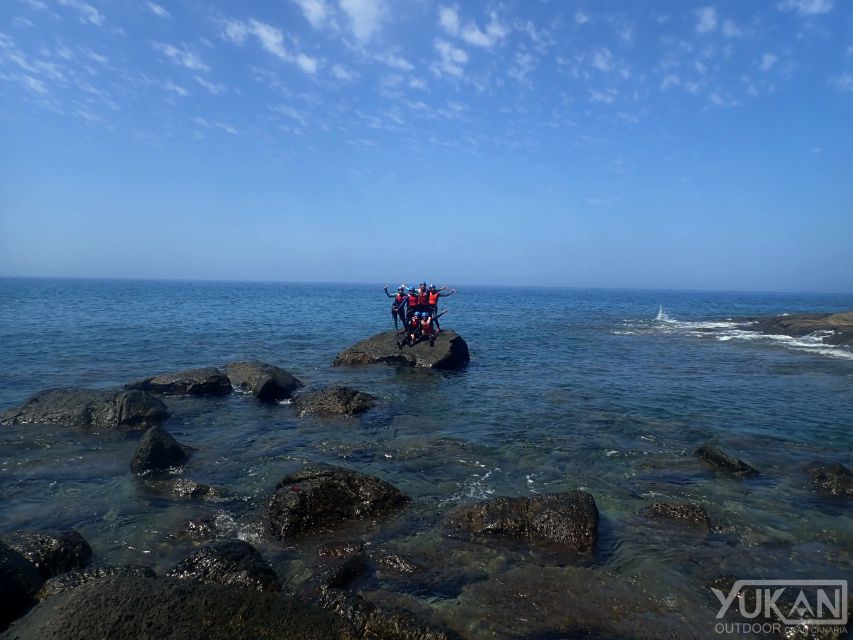 Las Palmas: Coastering, Via Ferrata, Water Jumping & Snorkel - The suspension bridge and abseiling