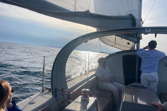 Lérins Islands Sailing Discovery, snorkeling and paddle SUP - The value of the small-group format