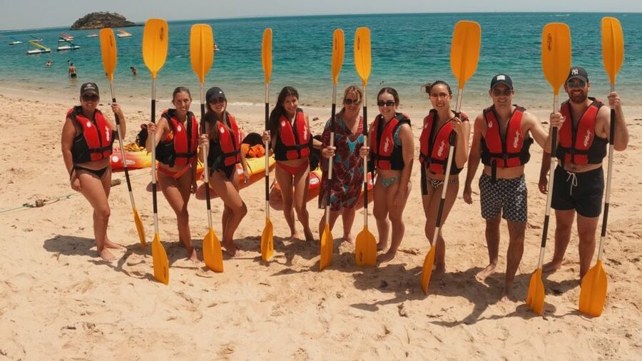 Lisbon: Kayak Snorkeling & Beach Lounge/Pick-Up Available - Small groups and the guide team