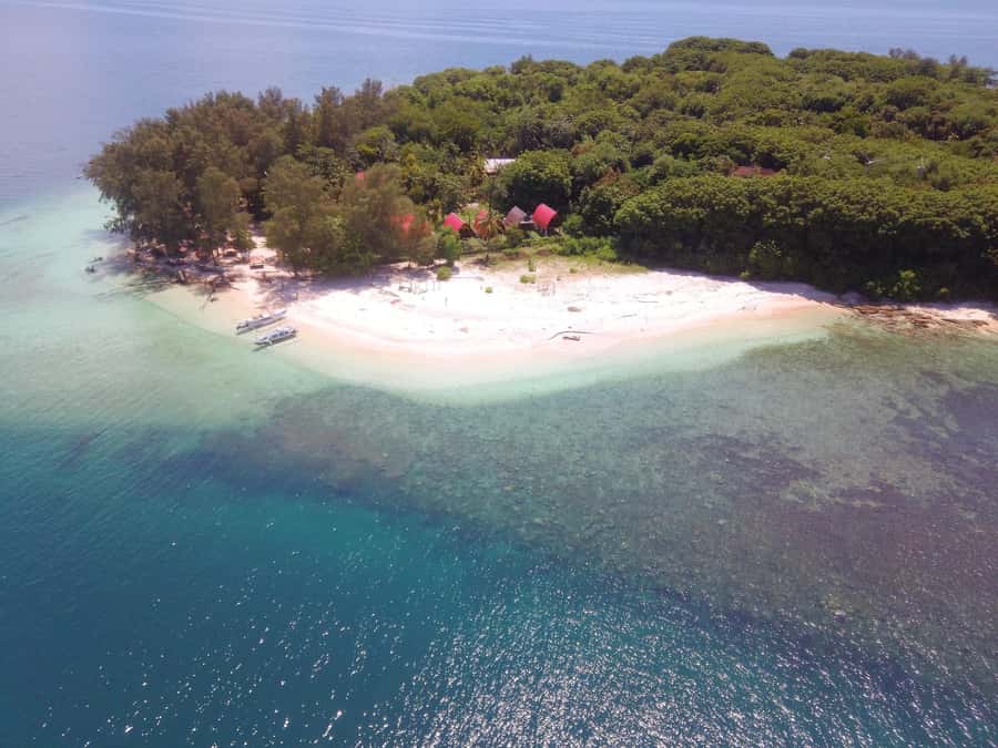 Lombok Secret Gili: Island Hopping & Snorkelling Trip - The private boat changes the pace