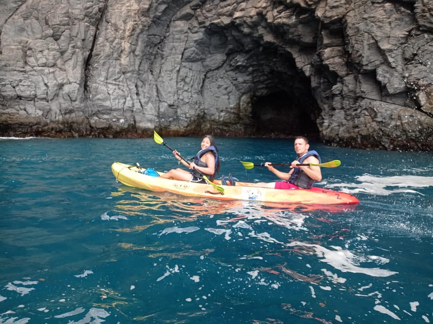 Los Cristianos: Kayak & Snorkel Tour with turtles and photos included - Guaza Cliff and the search for dolphins