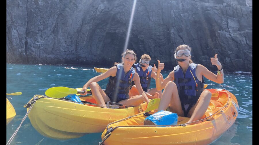 Los Cristianos: Kayak & Snorkel Tour with turtles and photos included - Who should choose this coastal outing