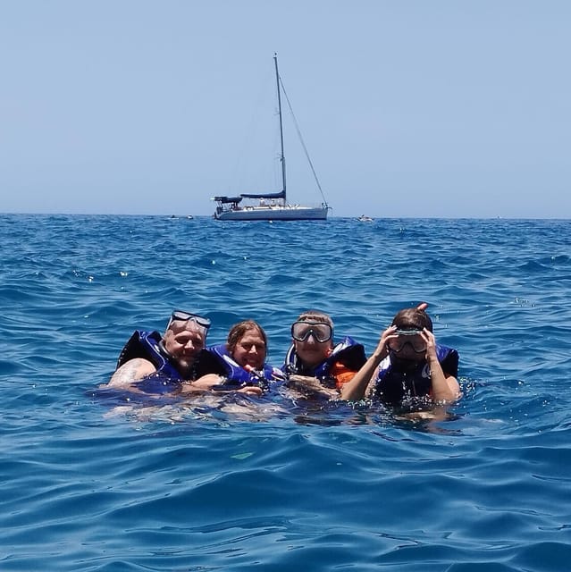 Los Cristianos: Kayak & Snorkel Tour with turtles and photos included - Should you book the Los Cristianos kayak tour?