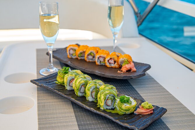 Luxury 42' Yacht Tour in Cabo for Snorkeling and Sunset - The crew makes the private format work