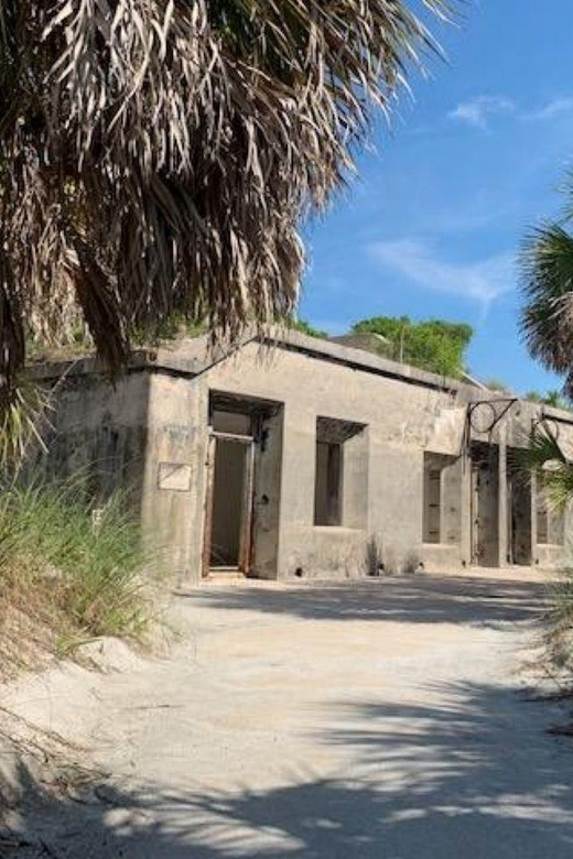 Madeira Beach: Egmont Key Snorkeling and Dolphin Cruise - Choosing between ruins and grass flats