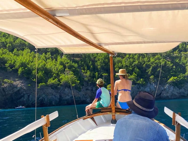 Mallorca: Alcudia: Private Boat Tour with Snorkel - Comfort, safety, and who should book