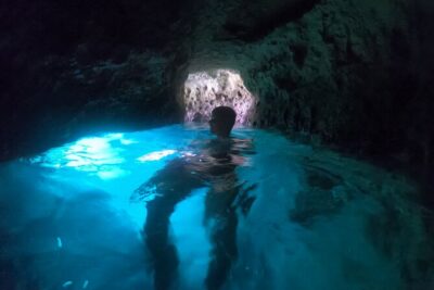 Kayaking, Sea Cave, Cliff Jumping & Snorkel Tour
