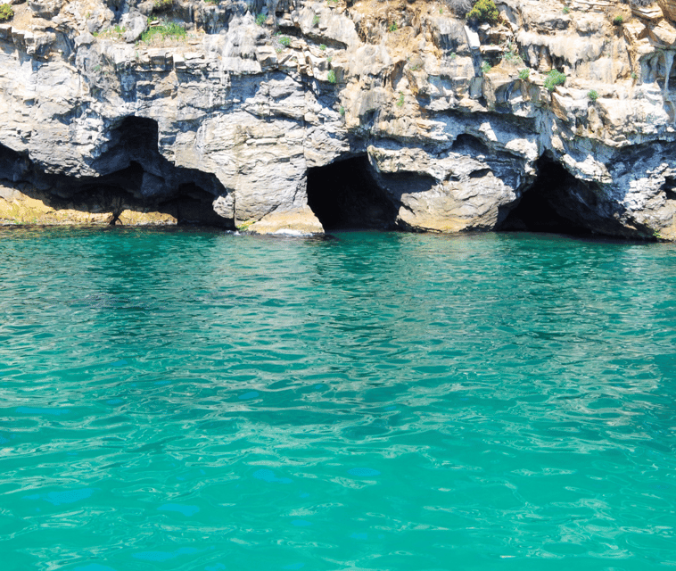 Mallorca Marine reserve: Visit caves, cliffs and snorkeling - Cueva Verde and the first 30-minute water stop