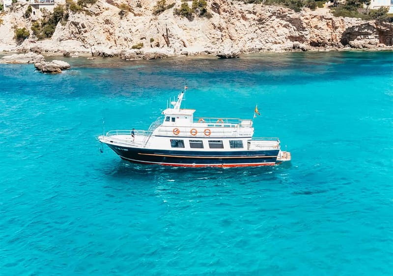 Mallorca: Palma Boat Tour & Snorkeling with Drink Included - Should you book it?