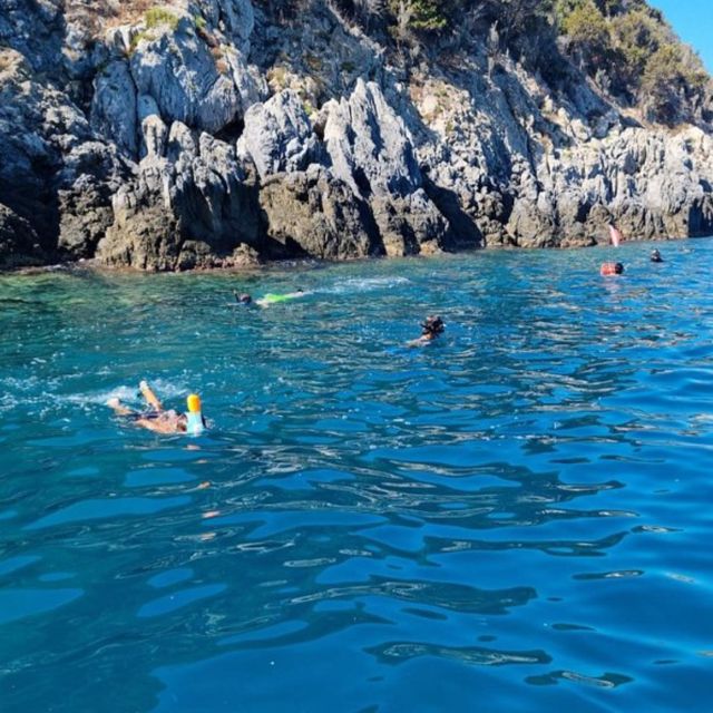 Maremma: Sea's Treasures - Tour and snorkelling on a dinghy - Cala Grande and Argentarola underwater
