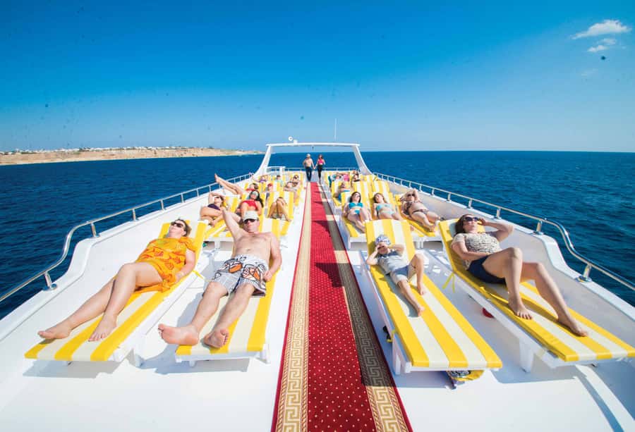 Marsa Alam: Elite vip Turtle bay snorkeling with BBQ Lunch - Who will enjoy this most?