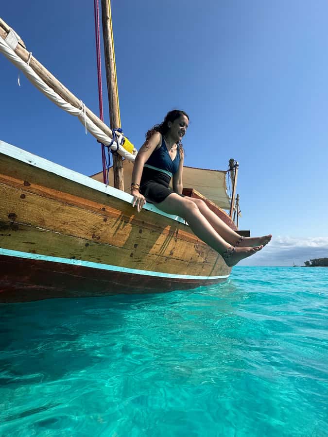 Matemwe: Mnemba Island Dolphin & Snorkeling Boat Trip - Sea conditions, comfort, and who should skip it