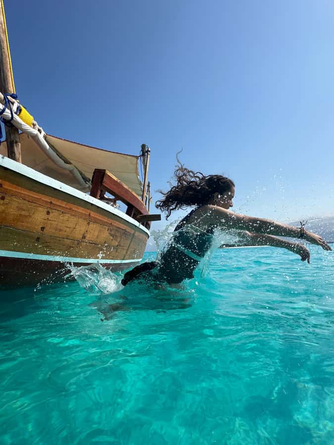 Matemwe: Mnemba Island Dolphin & Snorkeling Boat Trip - Meeting at Matemwe Beach at 8:30