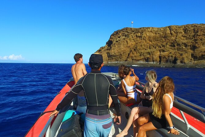 Maui: Molokini Crater and Turtle Town Snorkeling From Kihei - Boat comfort, food, and what is included