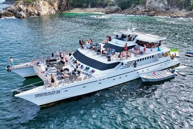 Mega Yacht ALL INCLUSIVE Yelapa Waterfall & Snorkeling Adventure - Playa Chica Locca: the main water stop