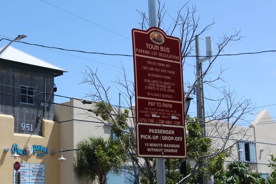 Miami: Key West Boat Tour w/ Optional Snorkeling & Open Bar - The free time is useful, but limited
