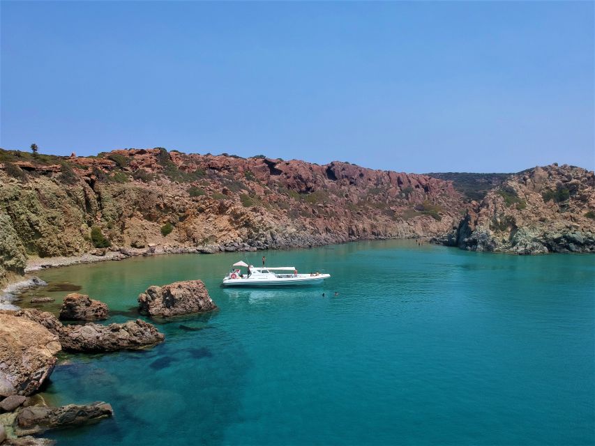 Milos: Half-Day Speedboat Cruise to Klefiko with Snorkeling - Snacks, photos, and the crew
