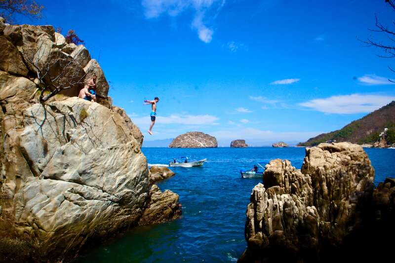 Mismaloya: Snorkeling, Cliff Jumping, and Beach Tour - Meeting at the Pemex station in Mismaloya