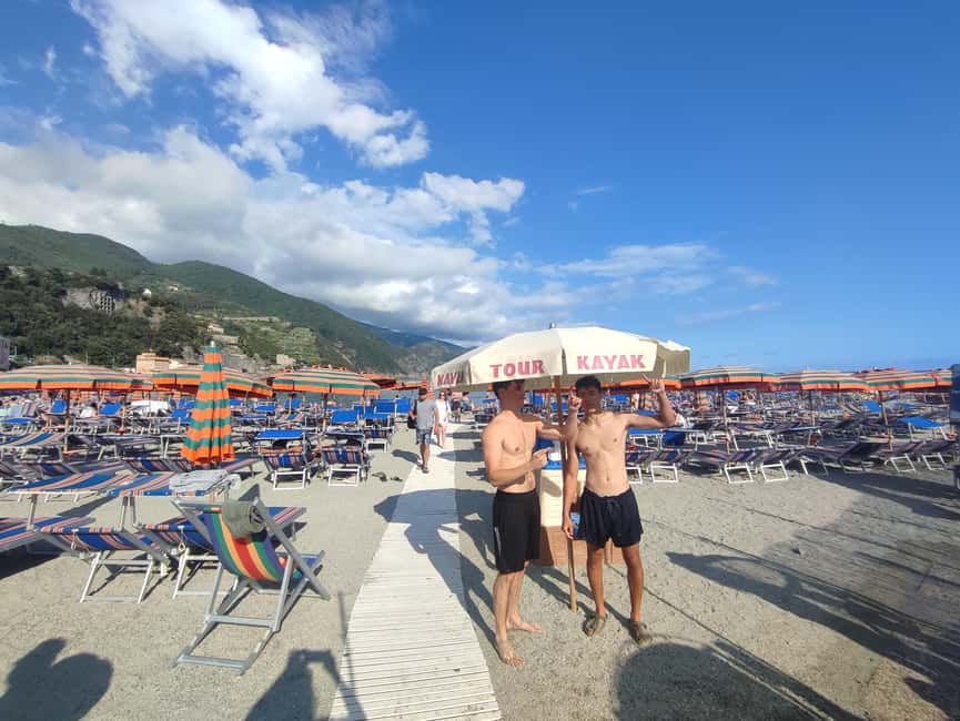 Monterosso al Mare: Monterosso Kayak and Snorkeling Tour - One hour along the coast