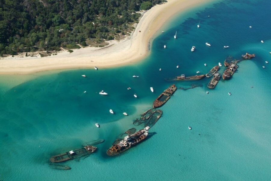 Moreton Island: Tangalooma Snorkel Tour with Helicopter Tour - A 12-minute helicopter view of Moreton Island