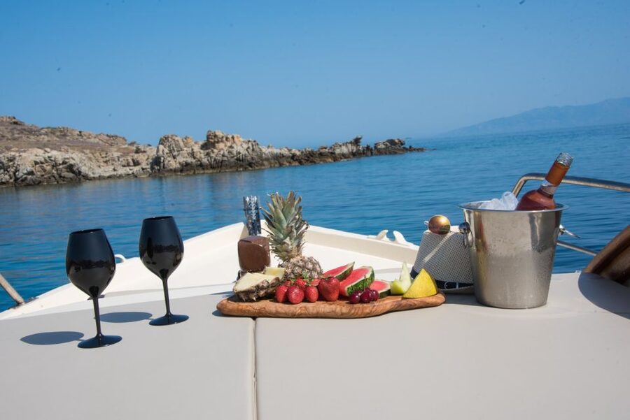 Mykonos: Private Cruise by Wooden Boat with Snorkeling - Captain Grigoris and the human side of the trip