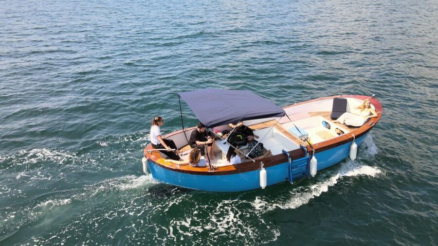 Napoli: Myths & Legends Cruise with Snorkeling - The Posillipo coast and the first swim