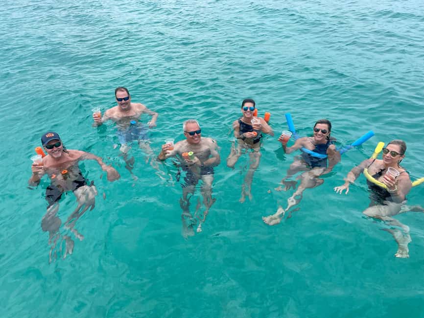 Nassau: 3 Islands Boat w/ Swimming Pigs, Snorkeling & Turtle - Should you book this boat trip?