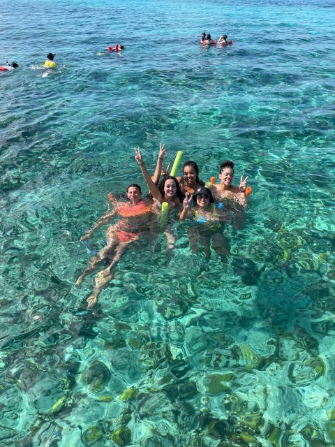 Nassau: 3 Islands Boat w/ Swimming Pigs, Snorkeling & Turtle - The boat ride, drinks, and group feel