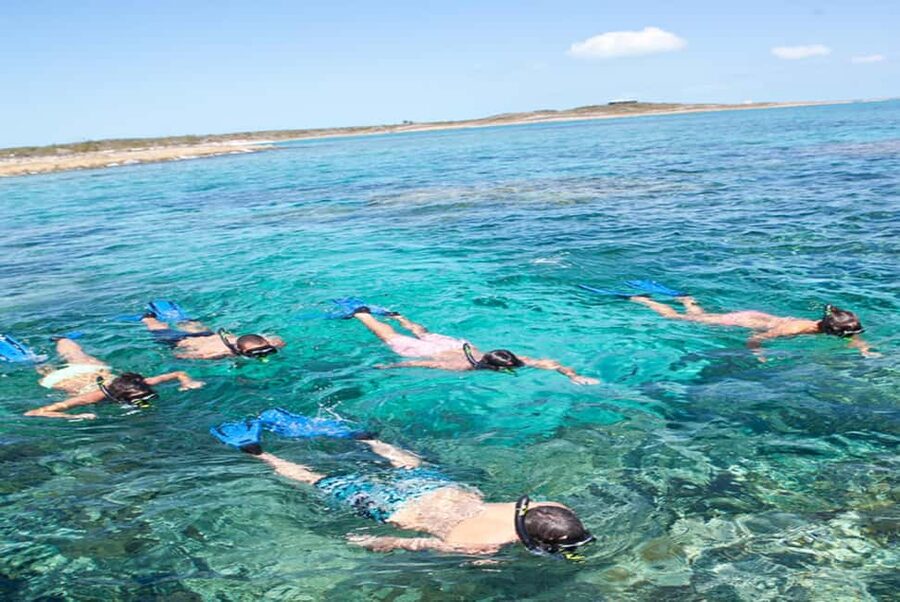 Nassau: Catamaran Sail and Snorkel Tour - Crew, safety, and the overall mood