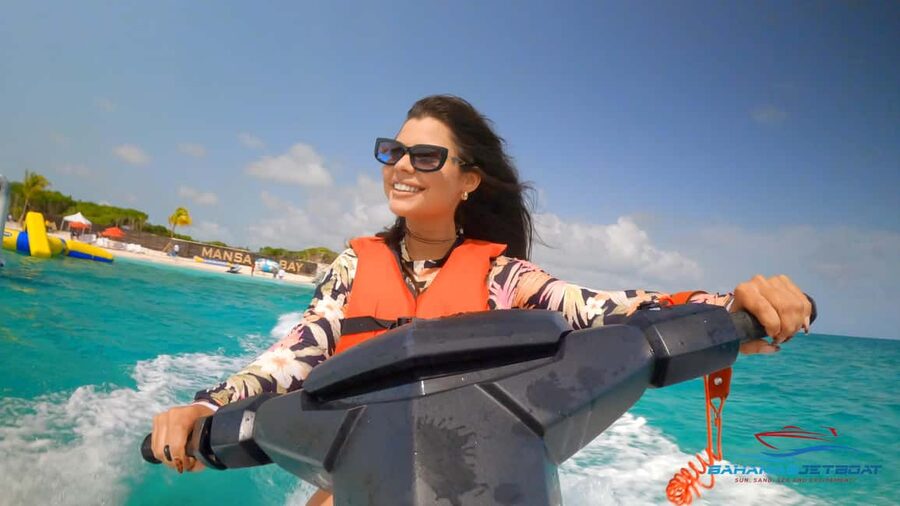Nassau: Swimming Pigs, Snorkeling, Lunch, & Beach Boat Tour - Should you book this Nassau pig and snorkeling tour?