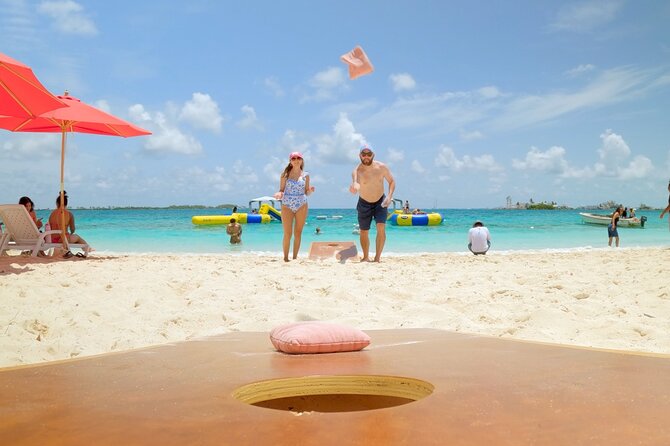 Nassau Swimming Pigs: Snorkeling, Lunch & Private Beach Club - What can affect your day