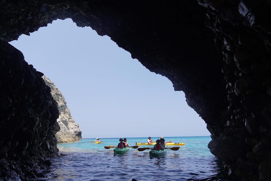 Naxos: Kampos Farm Sea Kayak Tour with Snorkeling & Picnic - The beach picnic is more than a snack