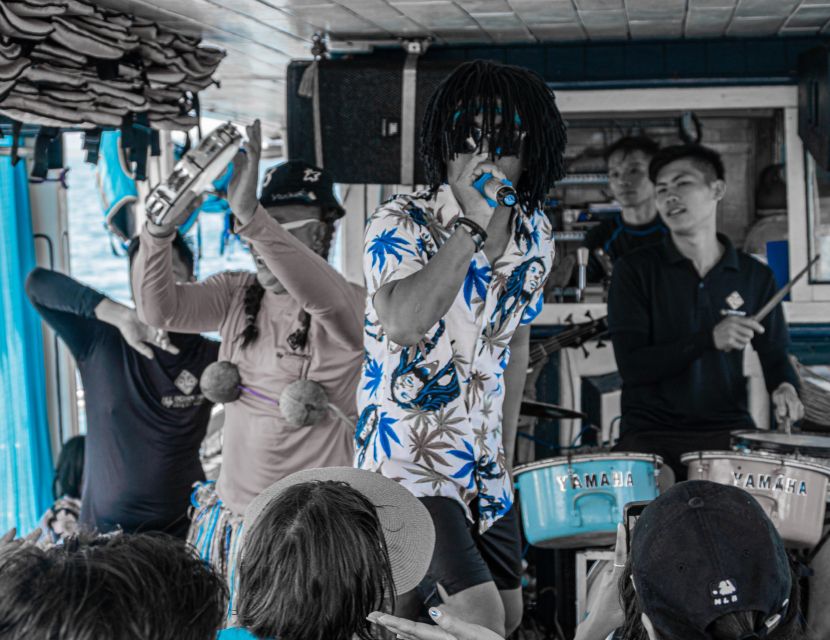 Nha Trang: Coral Reef Snorkeling and Floating Bar Party - Brunch on board and the move to Hon Mot