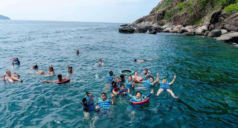 Nha Trang: Coral Reef Snorkeling, Mud Bath & Floating Bar - Why this Nha Trang boat day works
