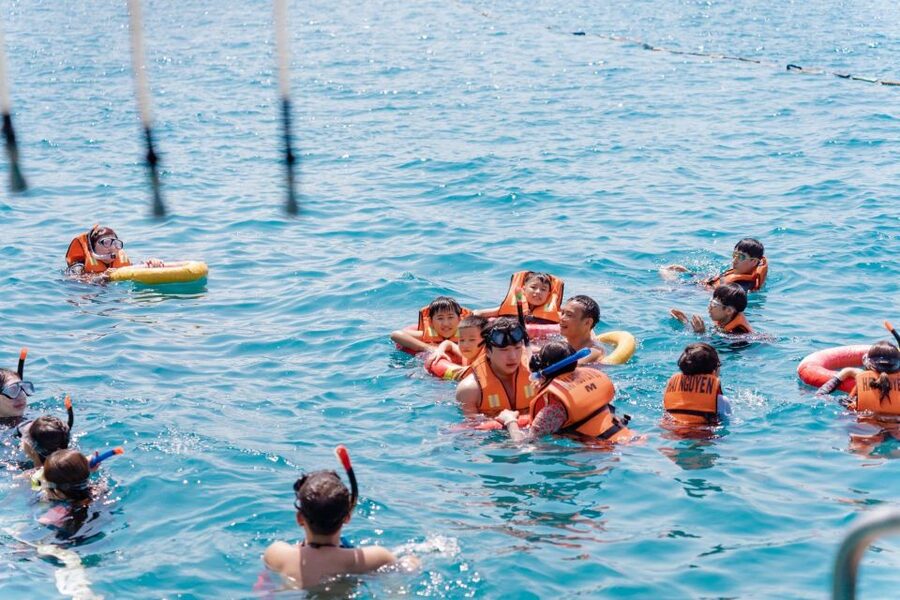 Nha Trang: Hopping Tour, Snorkeling, Boat Party, & BBQ Lunch - Practical details that affect your day